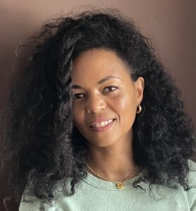 Dionne Ford headshot