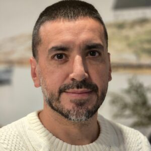 Hugo dos Santos headshot